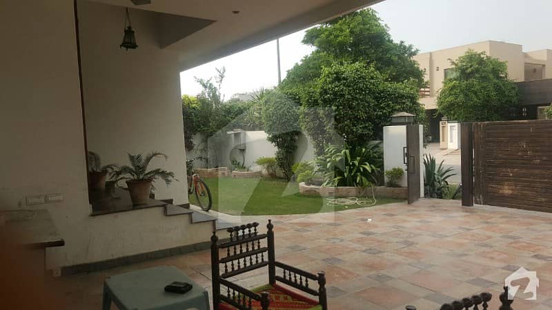 01 Kanal Used With Full Basement House Near Park Home At DHA Phase 5