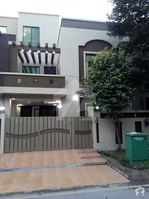 5 Marla Used House For Sale AA Block Sector D In Bahria Town Lahore