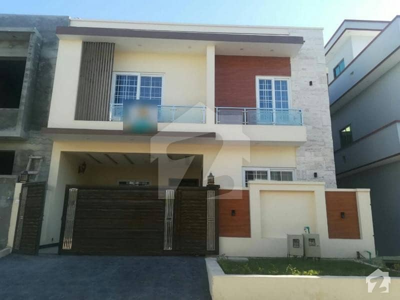 Solid Construction 7 Marla Double Unit Corner Brand New House For Sale