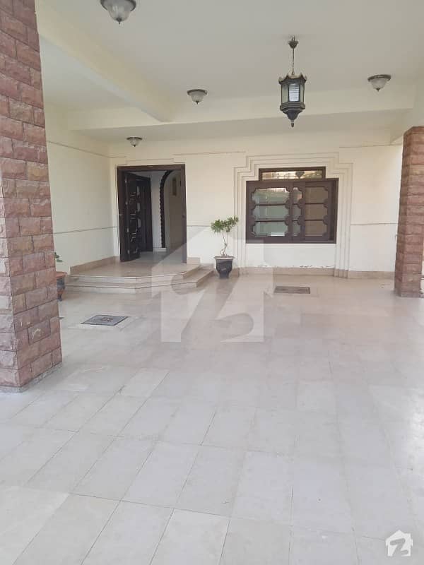 500 yards bungalow available for rent