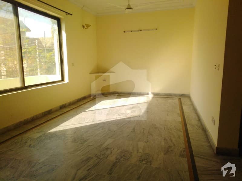 Upper Portion For Rent In Gulraiz Housing Scheme