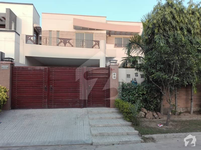 9.5 Marla House  464 Is Available For Sale In Khayaban Garden Faisalabad