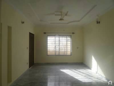 Here Is A Good Opportunity To Live In A Well-Build House Here Is A Good Opportunity To Live In A Well-Build House