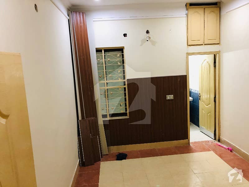 Saparat flat available for rent