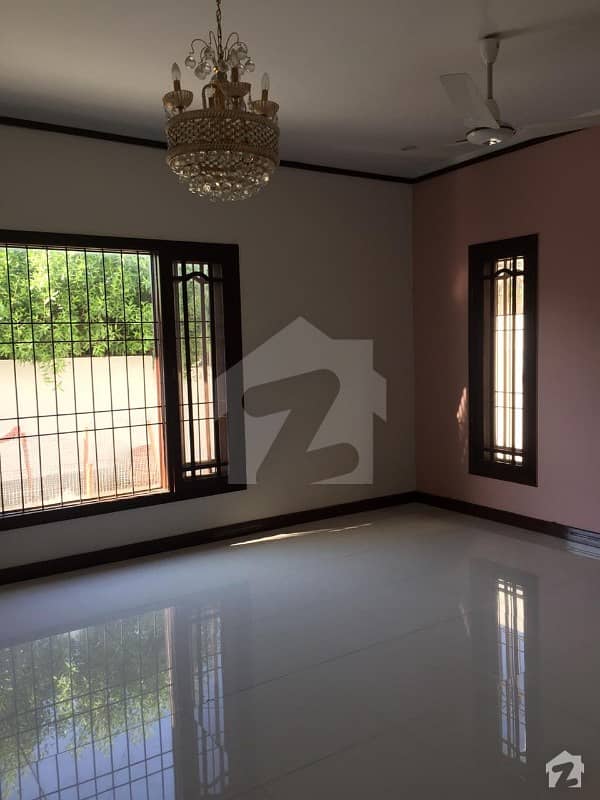 500 Square Yard Bungalow Is Available For Rent