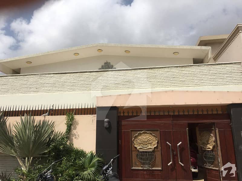 500 Square Yard Bungalow Is Available For Rent 500 Square Yard Bungalow Is Available For Rent
