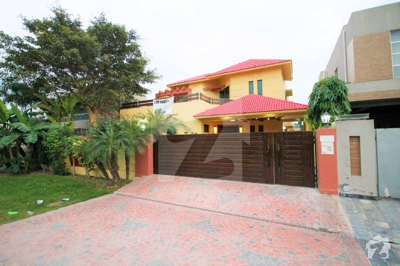 Spanish Style One Kanal Slightly Used Modern Villa Near Hkb And H Park Most Prime Location
