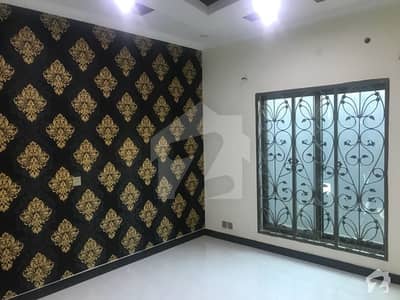 مین بلیوارڈ ڈی ایچ اے ڈیفینس ڈی ایچ اے ڈیفینس لاہور میں 2 کمروں کا 3 مرلہ فلیٹ 11 لاکھ میں برائے فروخت۔