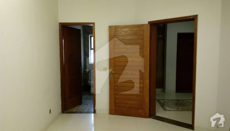 الرھیم ھومز لاہور میں 5 کمروں کا 5 مرلہ کمرہ 7 ہزار میں کرایہ پر دستیاب ہے۔