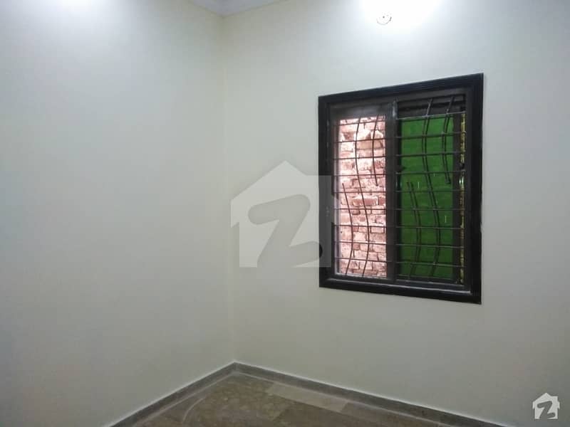 Well-Built Apartment Available At Good Location Well-Built Apartment Available At Good Location