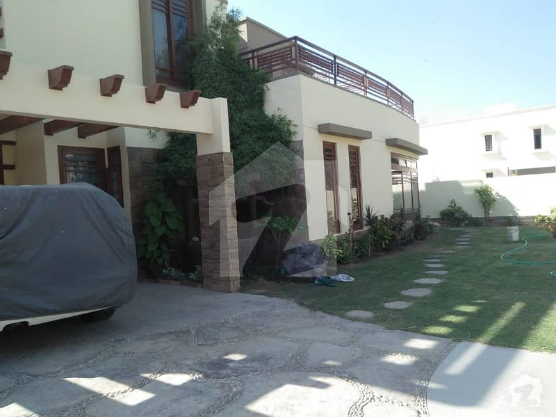 Defence Phase 6 Newly Super Class Renovated 1000 Yards Bungalow For Sale