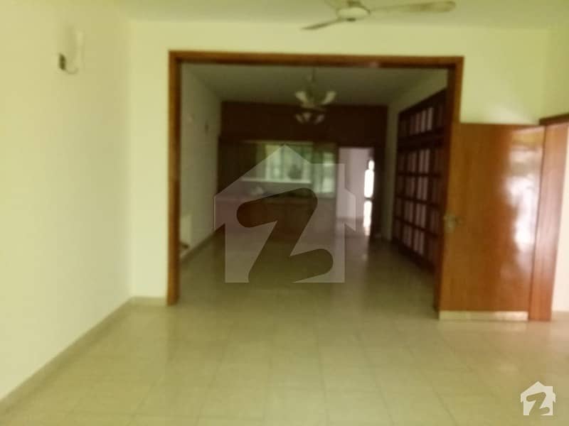 1 Kanal House Is Available For Rent Located In Phase 1 N Block Dha Defence
