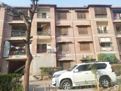 Flat Available For Sale In PHA Colony Flat Available For Sale In PHA Colony