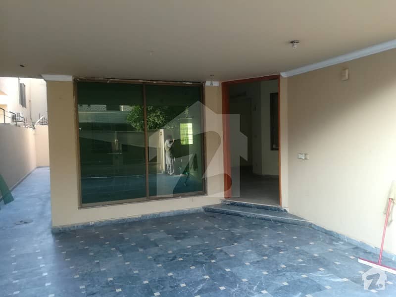 10 Marla Solid Constructed Used House For Sale In Wapda Town Phase 1