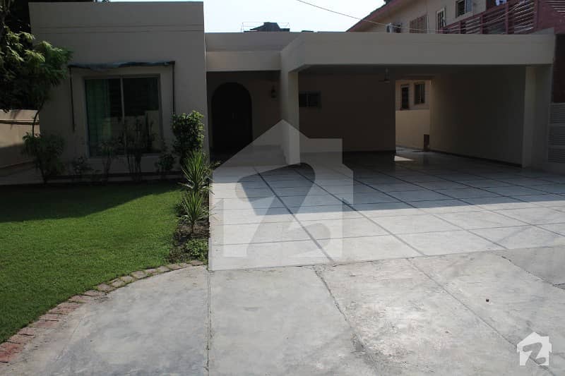 One Kanal Beautiful House Available for Rent in Phase 1 DHA Defence