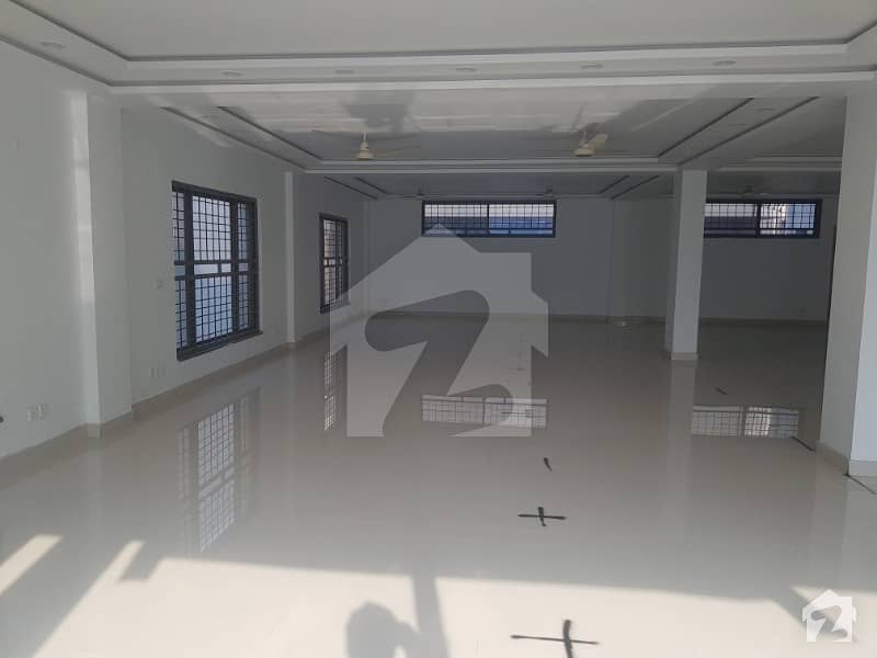 Commercial Hall Is Available For Rent Gulberg 2, Gulberg, Lahore