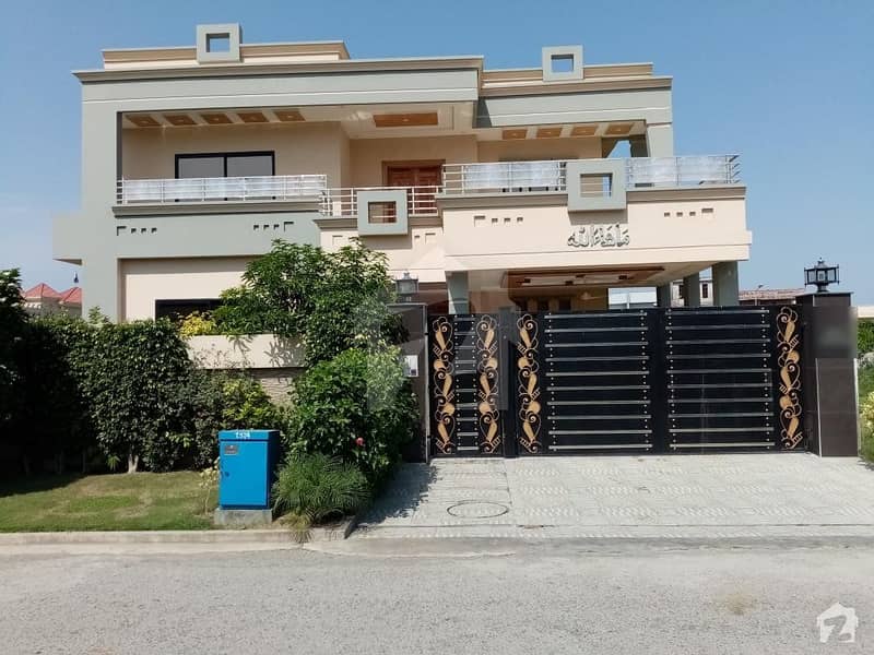 House Available For Sale In DC Colony