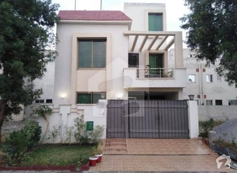 بحریہ نشیمن ۔ سن فلاور بحریہ نشیمن لاہور میں 3 کمروں کا 5 مرلہ مکان 85 لاکھ میں برائے فروخت۔