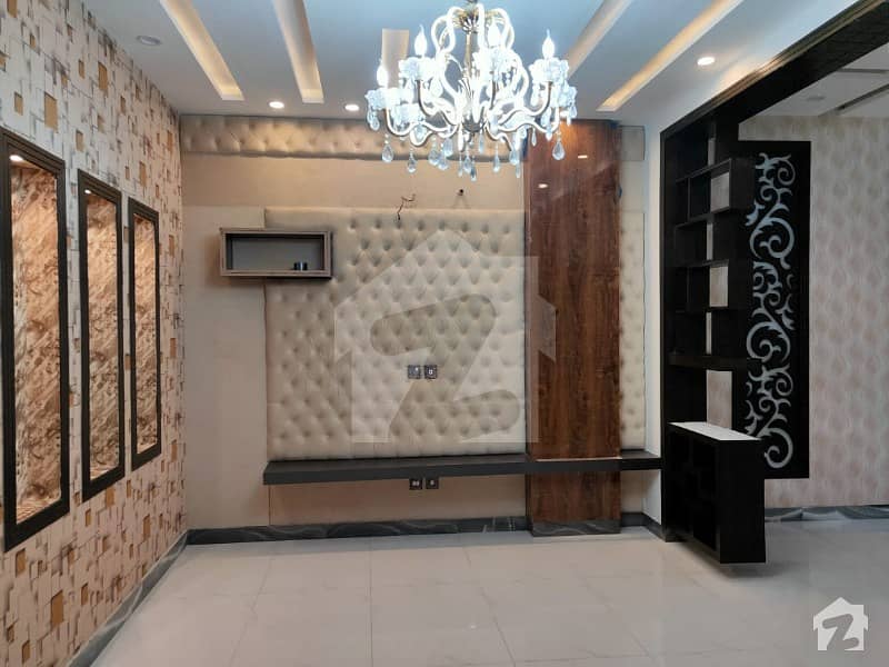 5 Marla Luxury Brand New House For Sale New Park Masjid And Commercial