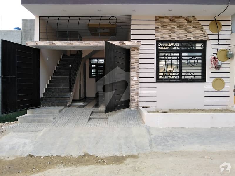 مشرقی سوسائٹی سکیم 33 - سیکٹر 52-اے سکیم 33 کراچی میں 4 کمروں کا 5 مرلہ مکان 1.35 کروڑ میں برائے فروخت۔