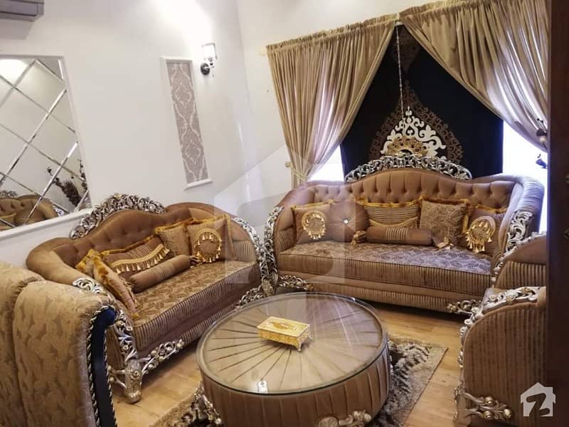 بحریہ ٹاؤن سیکٹر سی بحریہ ٹاؤن لاہور میں 5 کمروں کا 10 مرلہ مکان 1.3 لاکھ میں کرایہ پر دستیاب ہے۔