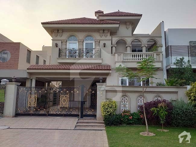 ڈی ایچ اے فیز 6 ڈیفنس (ڈی ایچ اے) لاہور میں 5 کمروں کا 10 مرلہ مکان 3.6 کروڑ میں برائے فروخت۔