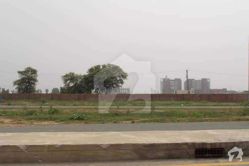 One Kanal Plot In F Block Ideal For Living Superb Location