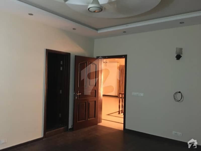 ایڈن سٹی - بلاک اے ایڈن سٹی ایڈن لاہور میں 3 کمروں کا 1 کنال بالائی پورشن 57 ہزار میں کرایہ پر دستیاب ہے۔