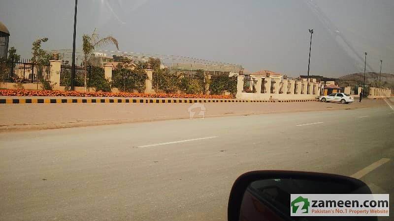 Sector-J Road-5 Paid - 8 Marla Pair Plot At Back Open For Sale