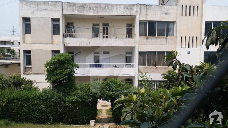 Askari 3 First Floor Flat Available For Rent Best Location
