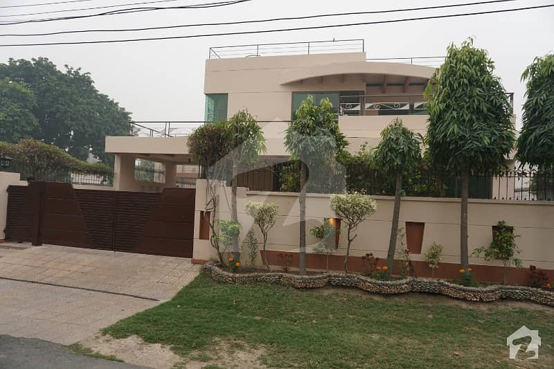 Al Habib Property Offers 1 Kanal Beautiful Fully Basement Old House For Sale In DHA Lahore Phase 4 Block GG