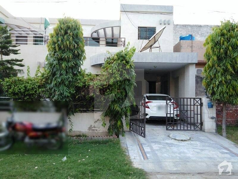 فورٹ ولاز لاہور میں 3 کمروں کا 8 مرلہ مکان 1.7 کروڑ میں برائے فروخت۔