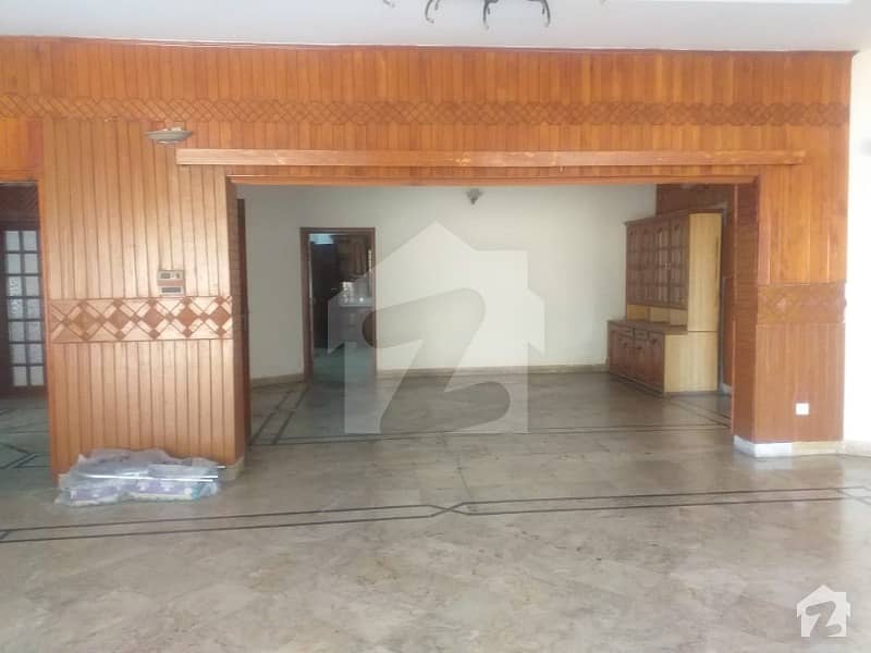 2 Kanal House for Rent in Gulberg 3