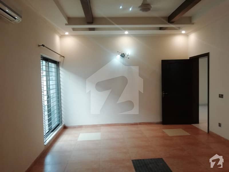 1 Kanal Beautiful  Good House For Rent DHA Phase 3
