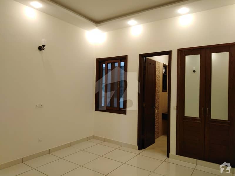 4 Bedrooms Banglow Is Available For Rent