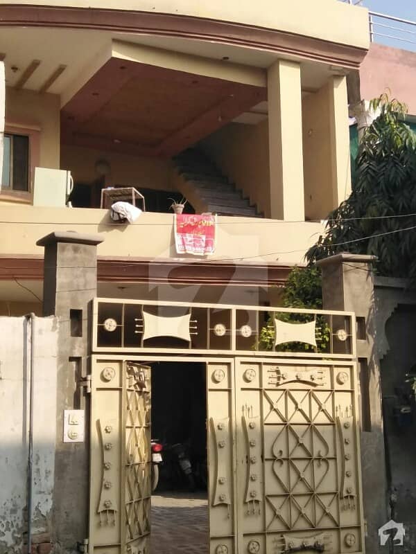 2nd floor 1bed brand new flat office bachlour for rent in johar town