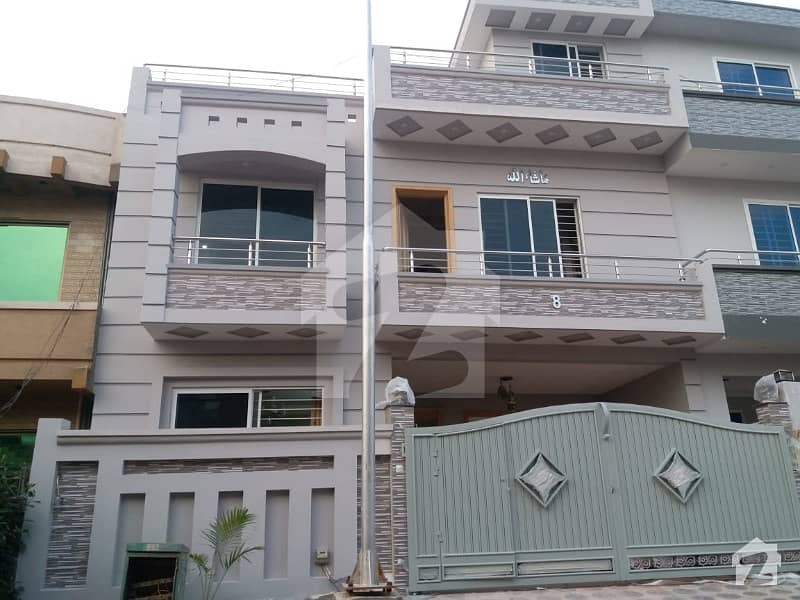 30X60 Brand New Sun Face House For Sale in G13