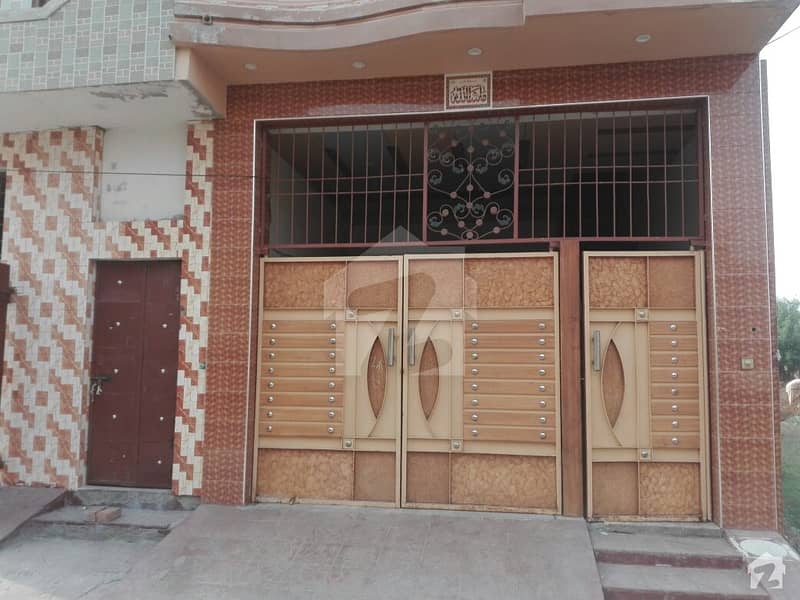 ملت روڈ فیصل آباد میں 2 کمروں کا 2 مرلہ مکان 38 لاکھ میں برائے فروخت۔