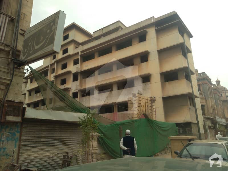 Commercial Building For Sale At Pakistan Chowk Sadar Near Sm Law College