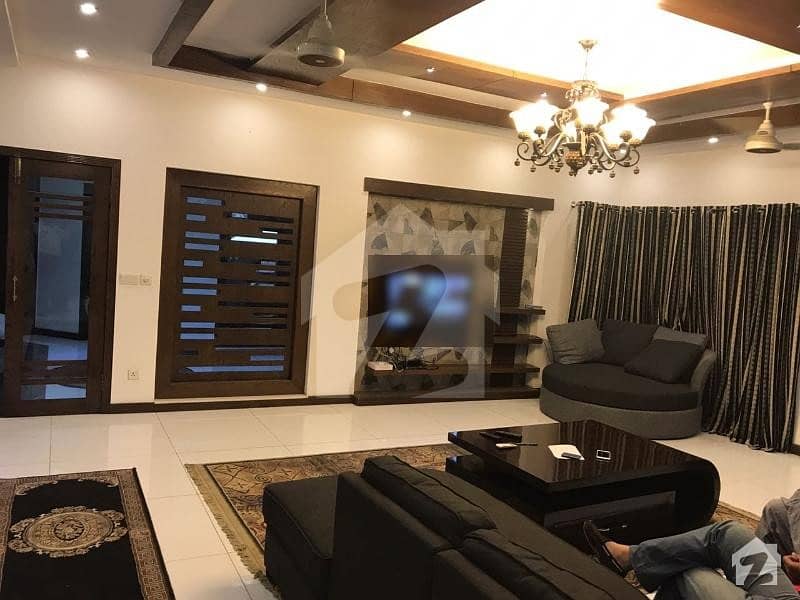 1 kanal 2 Bed Upper Portion Lower is Also Available In DHA Phase 4 DD
