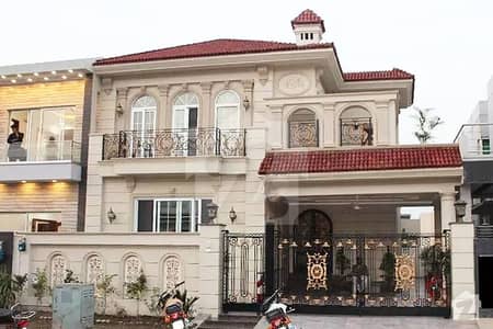 بحریہ ٹاؤن راولپنڈی راولپنڈی میں 5 کمروں کا 10 مرلہ مکان 2.35 کروڑ میں برائے فروخت۔ بحریہ ٹاؤن راولپنڈی راولپنڈی میں 5 کمروں کا 10 مرلہ مکان 2.35 کروڑ میں برائے فروخت۔