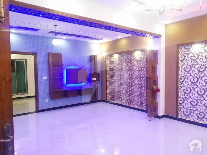 5 Marla Available For Rent In Bahria Town Lahore