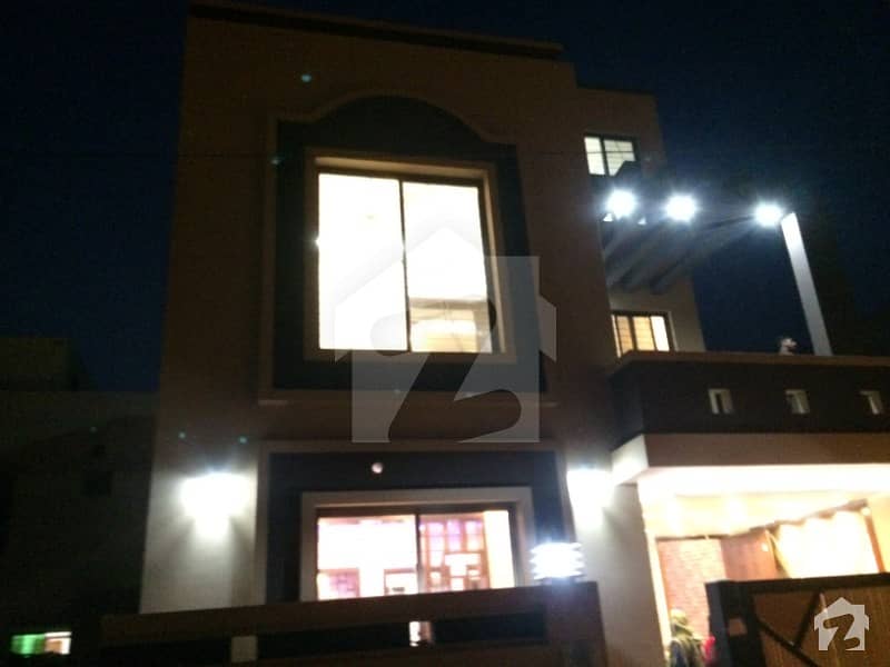 5 MARLA BRAND NEW LUXURY HOUSE FOR RENT I  BAHRIA TOWN LAHORE