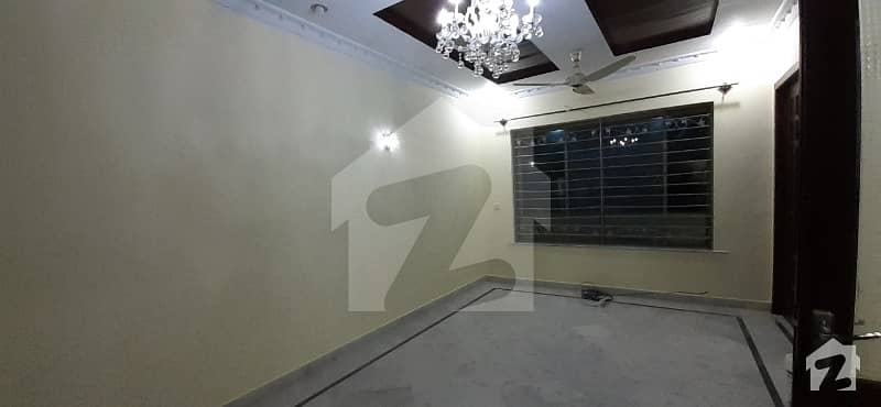 E 11 npf ground plus basement 4 bed 4 bath 2 dd 2 tv lounge  2kitchen car parking separate