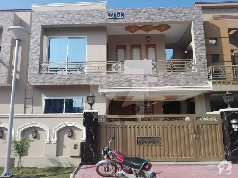 Bahria Town Phase 5 Luxury Designed 10 Marla House For Sale