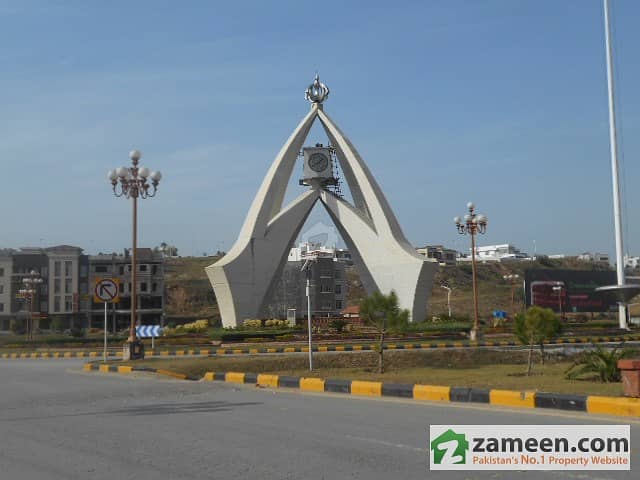 Corner Kanal Plot No 324 For Sale In Bahria Town Phase 8 - Sector F-4