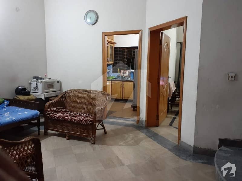 پنجاب گورنمنٹ ایمپلائیز سوسائٹی لاہور میں 3 کمروں کا 5 مرلہ مکان 1.15 کروڑ میں برائے فروخت۔