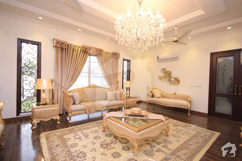 DHA LAHORE TWO KANAL FULL BASEMENT FULL FURNISHED POOL AND CINEMA DESIGNER HOME REASOABLE PRICE