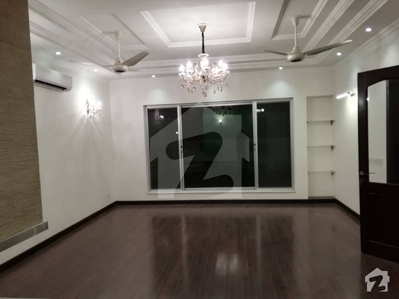 20 Marla Brand New Lavish House Available For Sale Fully Basement