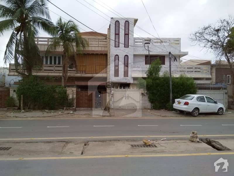 ڈی ایچ اے فیز 1 ڈی ایچ اے کراچی میں 6 کمروں کا 1.42 کنال مکان 15 کروڑ میں برائے فروخت۔